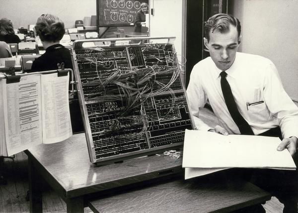 1968 - Punch card machine